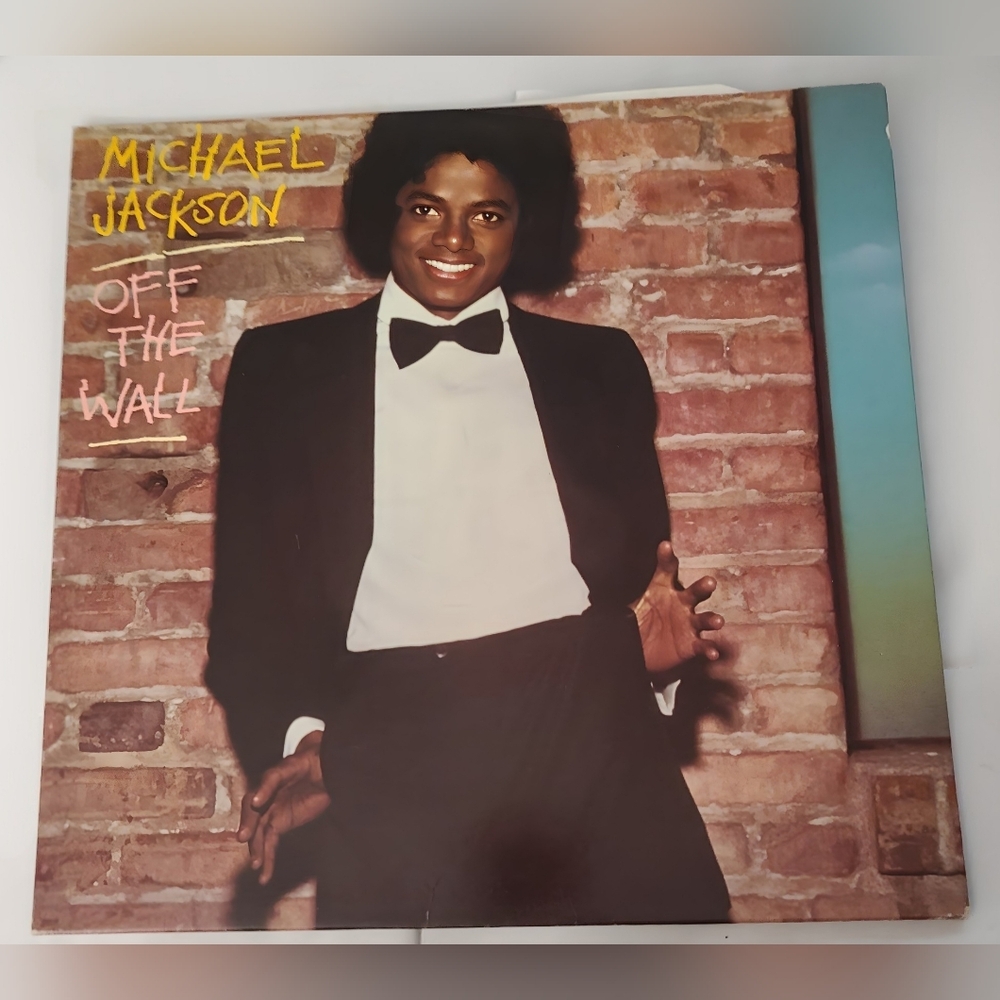 EUC Michael Jackson Off The Wall Vinyl Record - Black